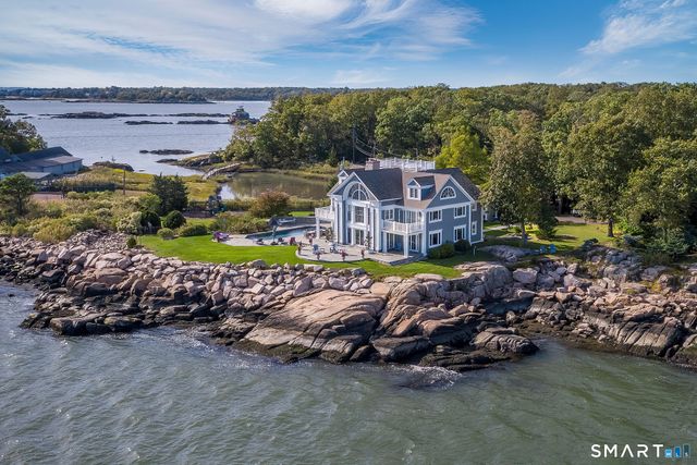 84 Johnsons Point Road, Branford, CT 06405