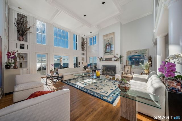 84 Johnsons Point Road, Branford, CT 06405