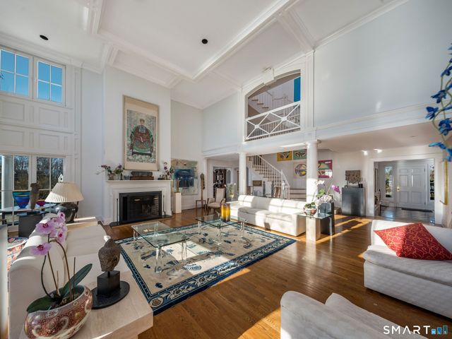 84 Johnsons Point Road, Branford, CT 06405