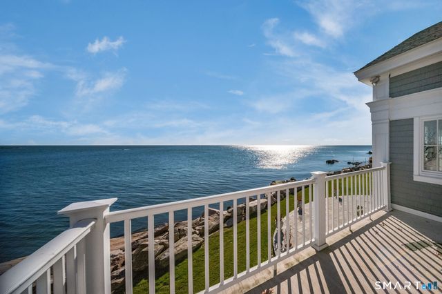 84 Johnsons Point Road, Branford, CT 06405