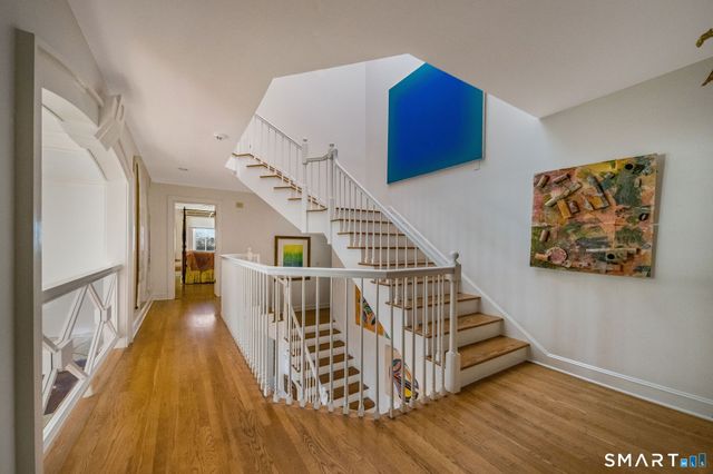 84 Johnsons Point Road, Branford, CT 06405