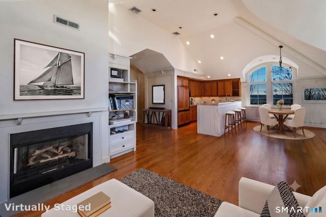 84 Johnsons Point Road, Branford, CT 06405