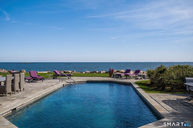 84 Johnsons Point Road, Branford, CT 06405