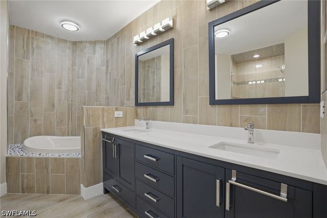 27024 Adriana CIR 201, Bonita Springs, FL 34135