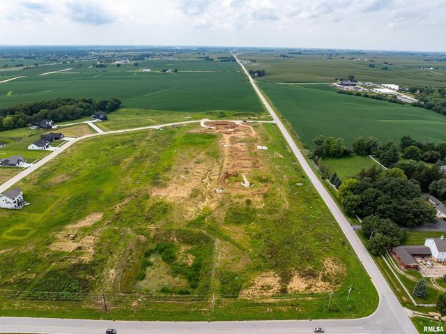 35 FRANK Court, Le Claire, IA 52753