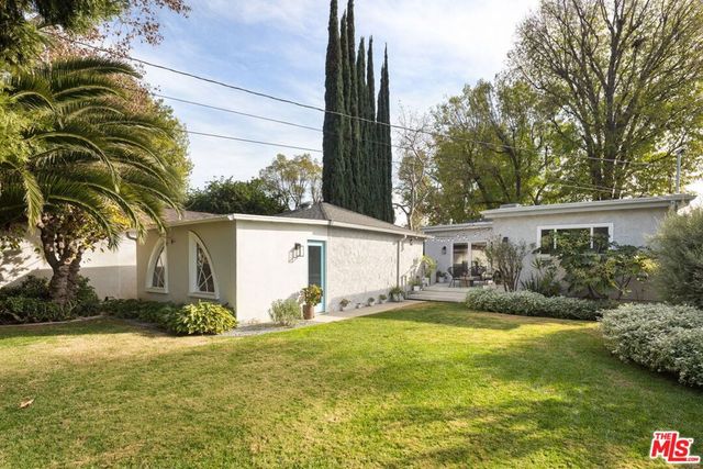 14745 Cumpston Street, Sherman Oaks, CA 91411