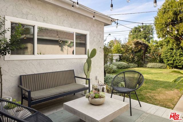 14745 Cumpston Street, Sherman Oaks, CA 91411