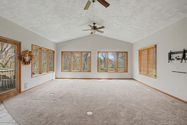 24 Lori Lane Court, Geneseo, IL 61254