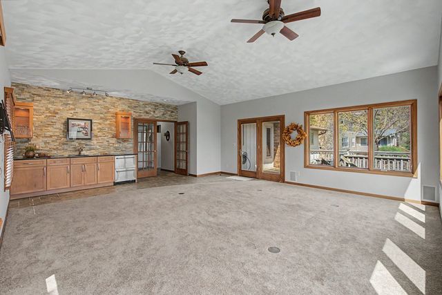 24 Lori Lane Court, Geneseo, IL 61254