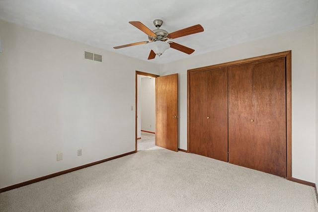 24 Lori Lane Court, Geneseo, IL 61254