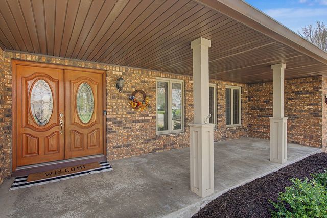 24 Lori Lane Court, Geneseo, IL 61254