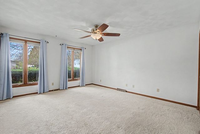 24 Lori Lane Court, Geneseo, IL 61254