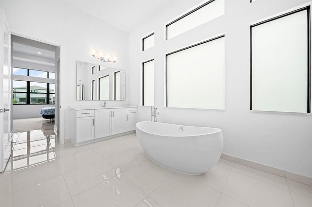 8252 Crystal Downs Avenue, Boca Raton, FL 33434