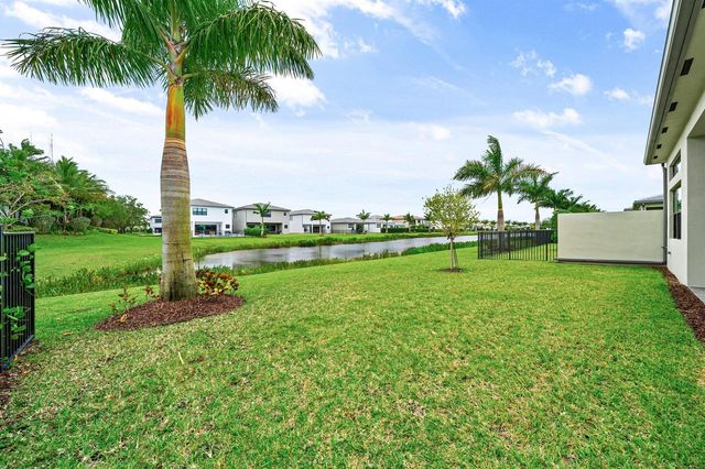 8252 Crystal Downs Avenue, Boca Raton, FL 33434
