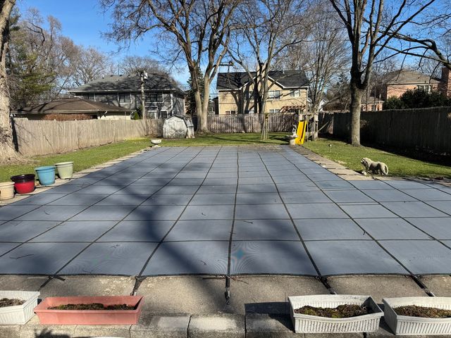 933 Harms Road, Glenview, IL 60025