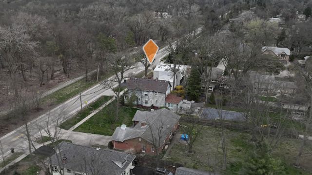 933 Harms Road, Glenview, IL 60025