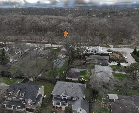 933 Harms Road, Glenview, IL 60025