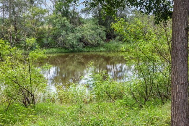 401 FM 672, Dale, TX 78616