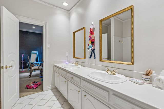 6515 Calais Drive, Dallas, TX 75254