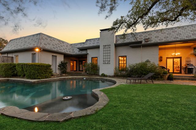 6515 Calais Drive, Dallas, TX 75254