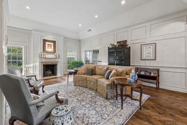 6515 Calais Drive, Dallas, TX 75254