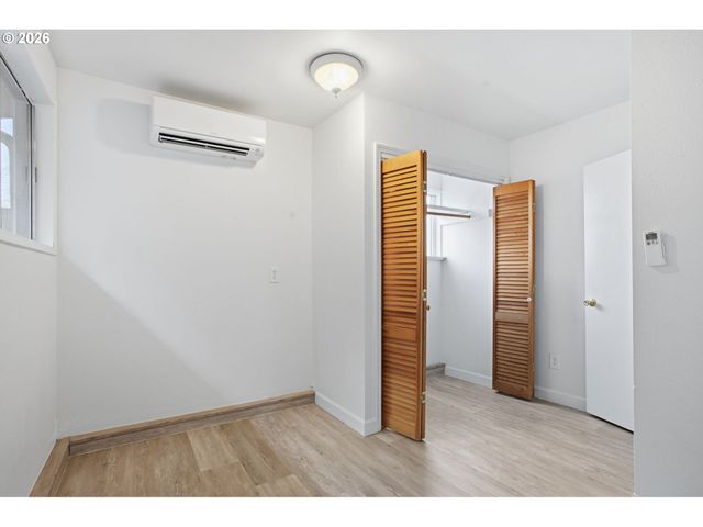 4295 FERRY St, Eugene, OR 97405