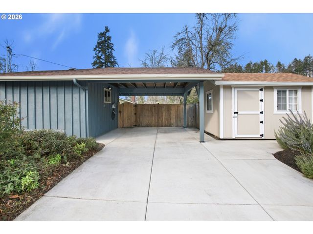 4295 FERRY St, Eugene, OR 97405