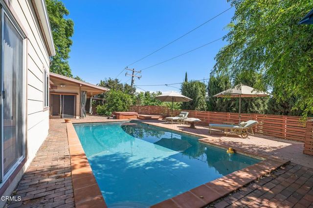 127 South Lane, South Pasadena, CA 91030