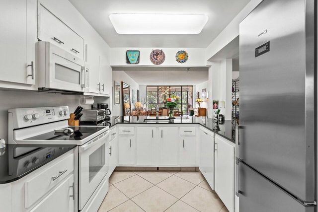 6320 BOCA DEL MAR Drive 302, Boca Raton, FL 33433