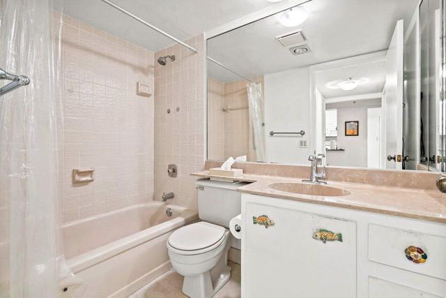 6320 BOCA DEL MAR Drive 302, Boca Raton, FL 33433