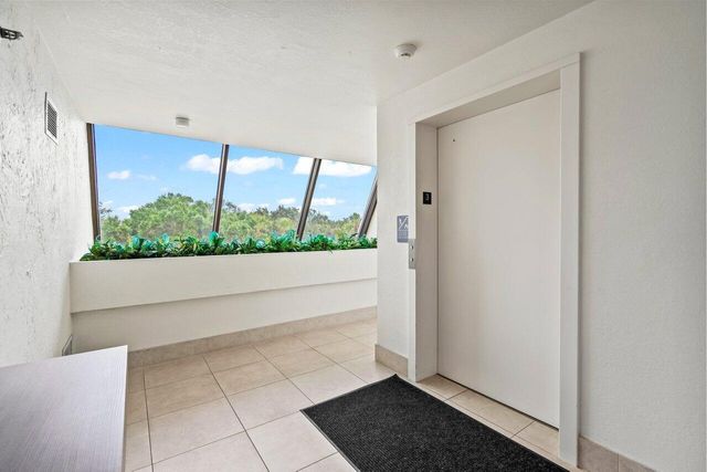 6320 BOCA DEL MAR Drive 302, Boca Raton, FL 33433