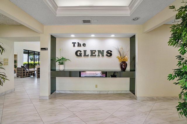 6320 BOCA DEL MAR Drive 302, Boca Raton, FL 33433