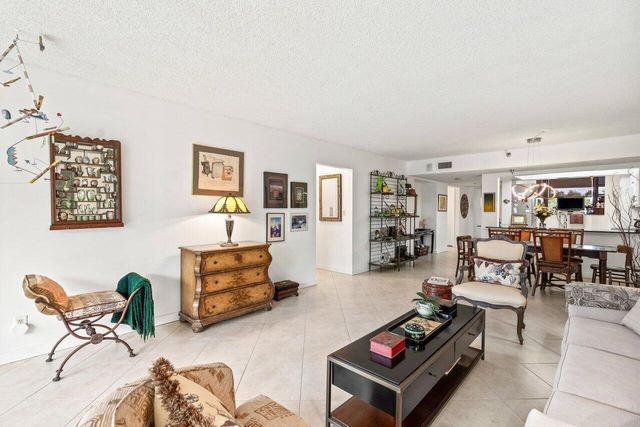 6320 BOCA DEL MAR Drive 302, Boca Raton, FL 33433