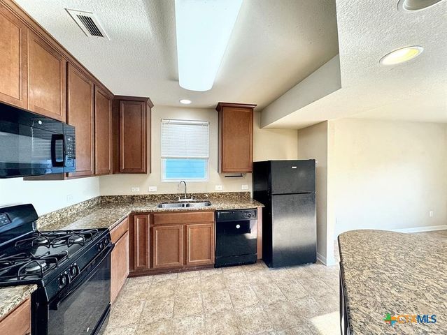 338 Trestle Tree AB, San Marcos, TX 78666