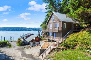 14758 SW Spring Beach Road, Vashon, WA 98070