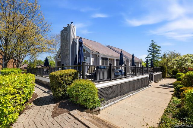 145 Brush Hollow Crescent, Rye Brook, NY 10573