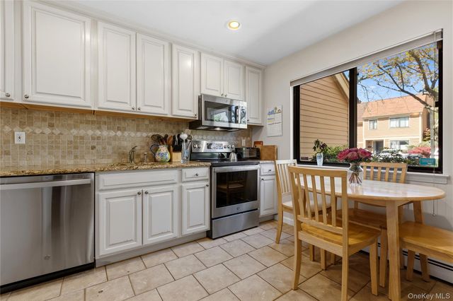 145 Brush Hollow Crescent, Rye Brook, NY 10573