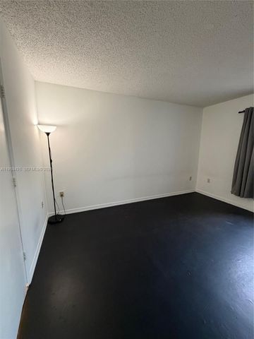 551 NW 82nd Ave 518, Miami, FL 33126