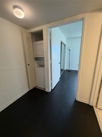 551 NW 82nd Ave 518, Miami, FL 33126