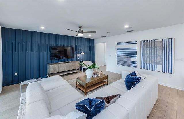 3654 CAMBRIDGE BROOK DRIVE, Davenport, FL 33837