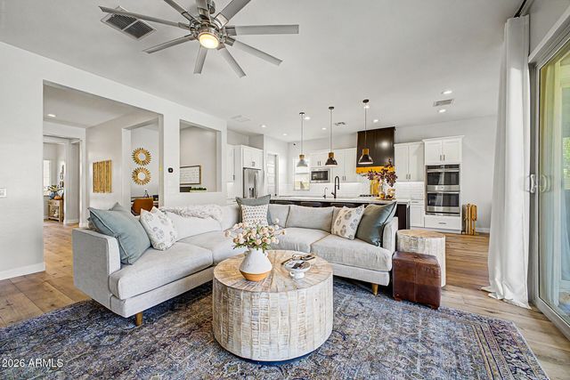 22469 N 96TH Drive, Peoria, AZ 85383