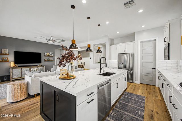 22469 N 96TH Drive, Peoria, AZ 85383