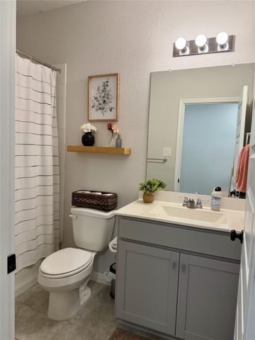 503 Gray Fox LOOP, Hutto, TX 78634