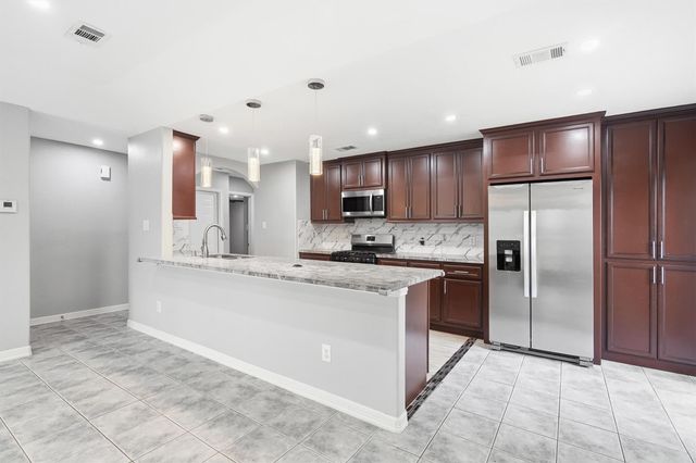20126 Seablossom Lane, Katy, TX 77449
