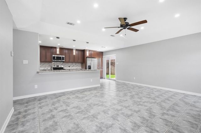 20126 Seablossom Lane, Katy, TX 77449