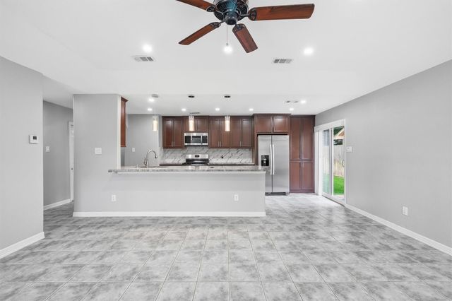 20126 Seablossom Lane, Katy, TX 77449