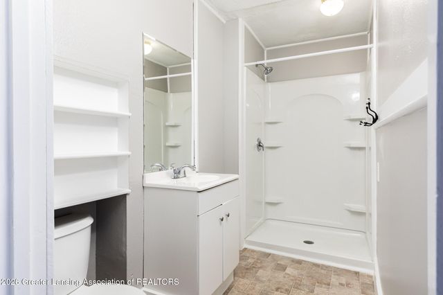 520 S Leslie Street, Lansing, MI 48912