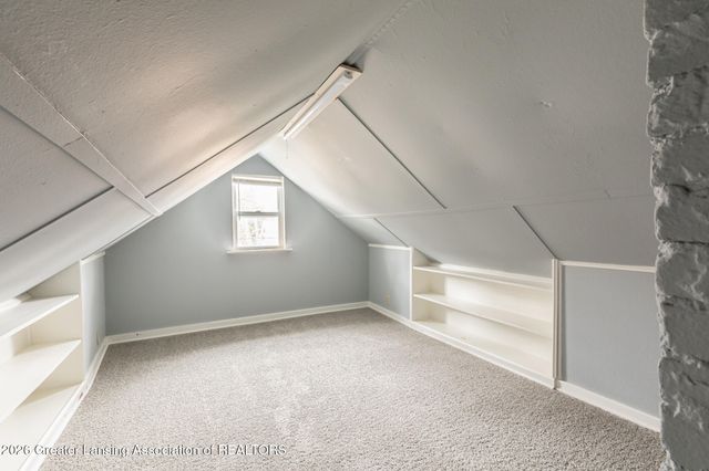 520 S Leslie Street, Lansing, MI 48912