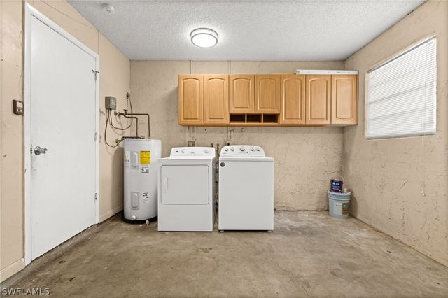 9069 King RD W, Fort Myers, FL 33967