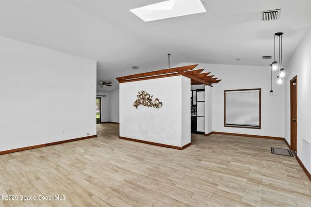 1747 Clover Circle, Melbourne, FL 32935